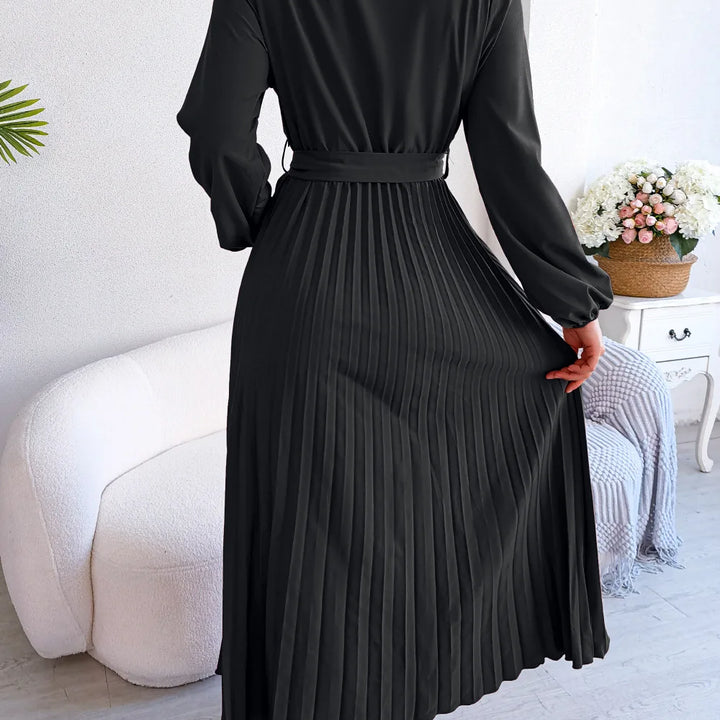 NoEnName_Null  V-Neck